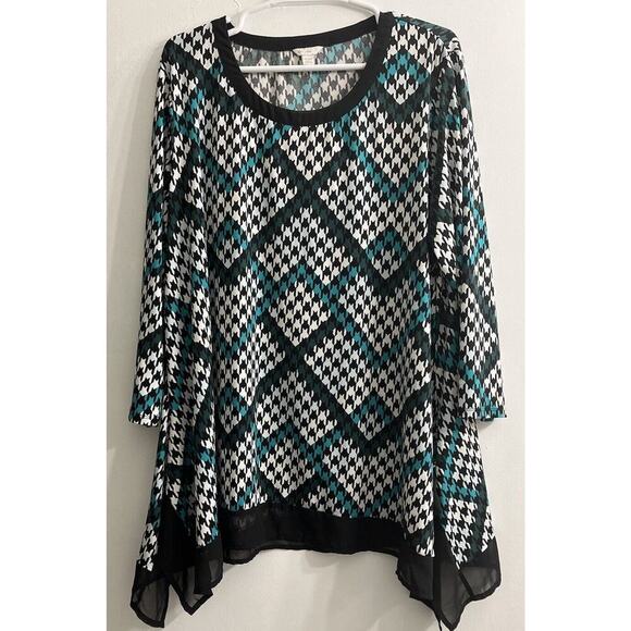 C established 1946 SZ 18/20 3/4 sleeve Back White Teal Loose Fit Flowing Top - Picture 1 of 10